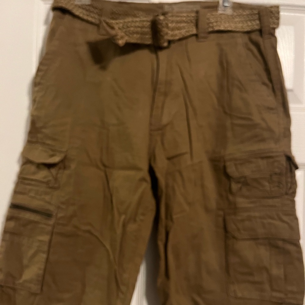Men’s Cargo Khaki Shorts